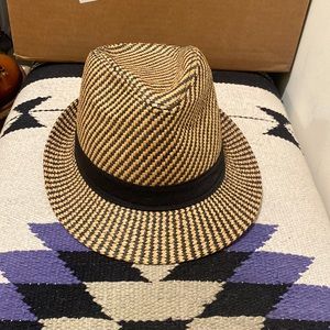 straw fedora
